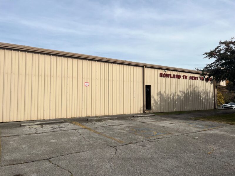 4,000 sf Commercial Building in North Knoxville